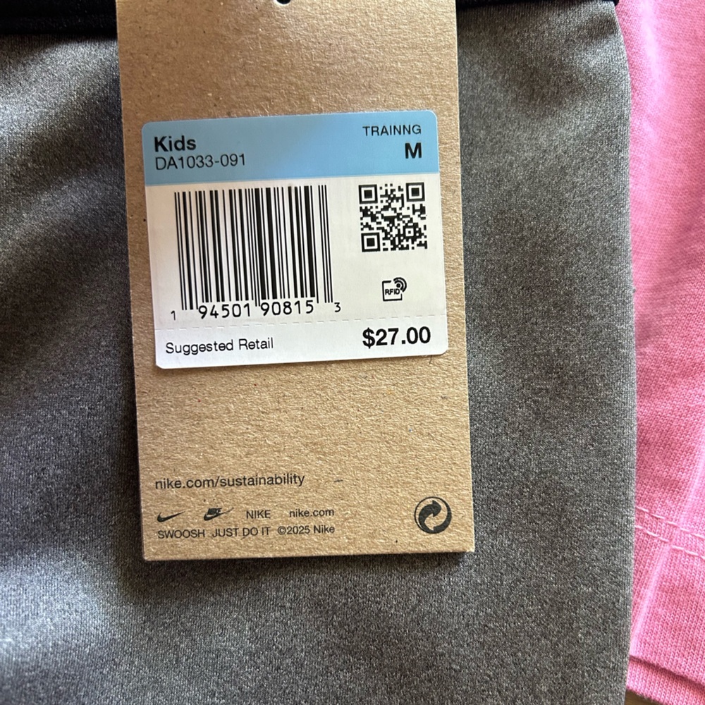 NWT Nike Girls Set size Medium - Picture 2 of 2